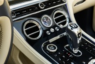 Új motort kap a Bentley Continental GT V8 37