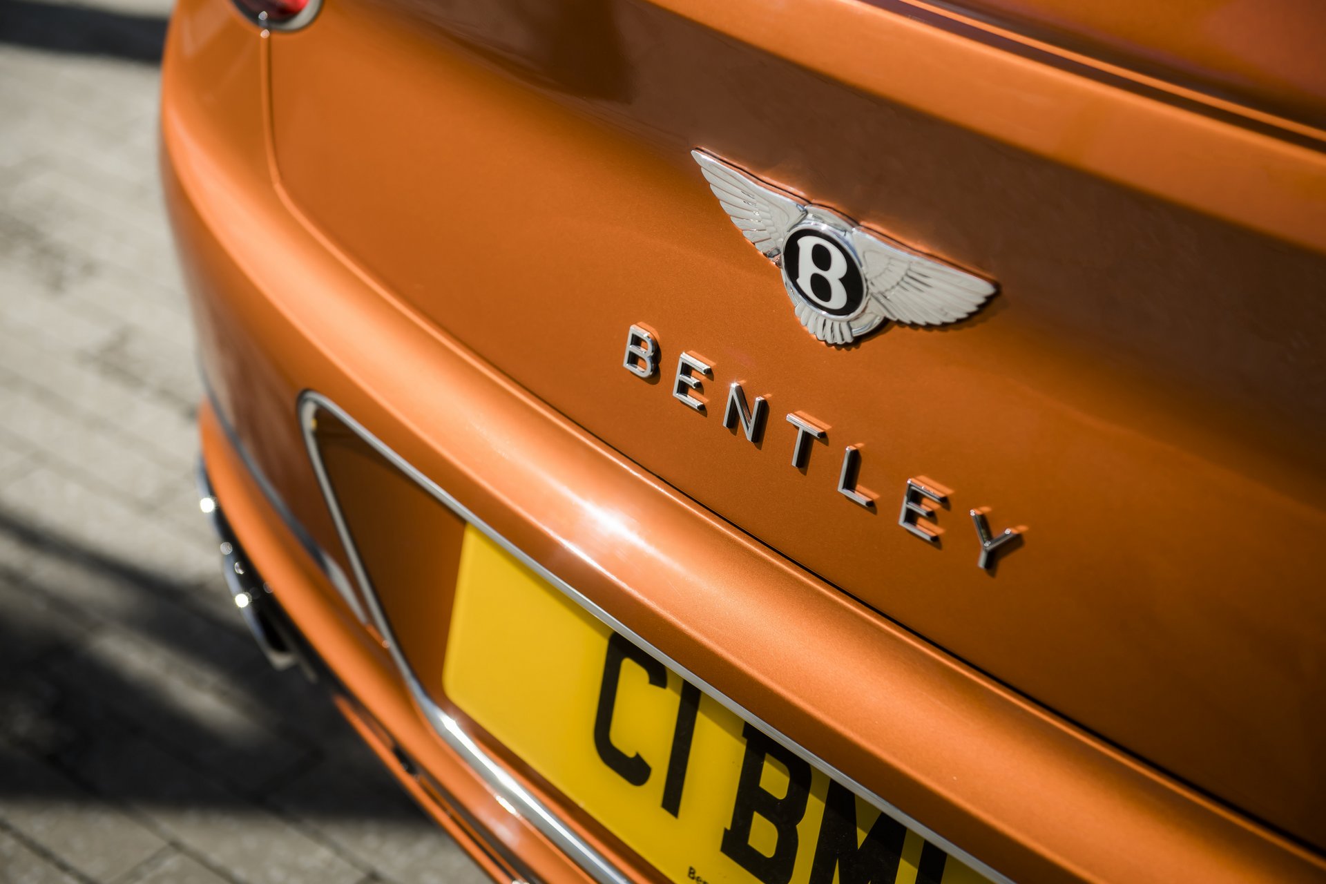 Új motort kap a Bentley Continental GT V8 18