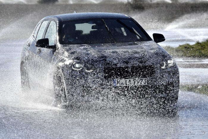 Elöl hajt, mégis brutálisabb lesz az új BMW 1-es 1