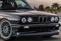 Azonnal mennénk egy kört ezzel az E30-as BMW-vel 27