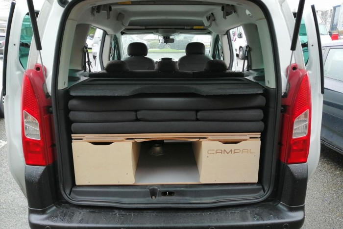 Pöpec lakóautód lehet 350 ezerből 4