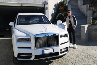 Ronaldo még családi autót sem úgy vesz, mint bárki más