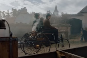 Zseniális nőnapi kisfilmet forgatott a Mercedes