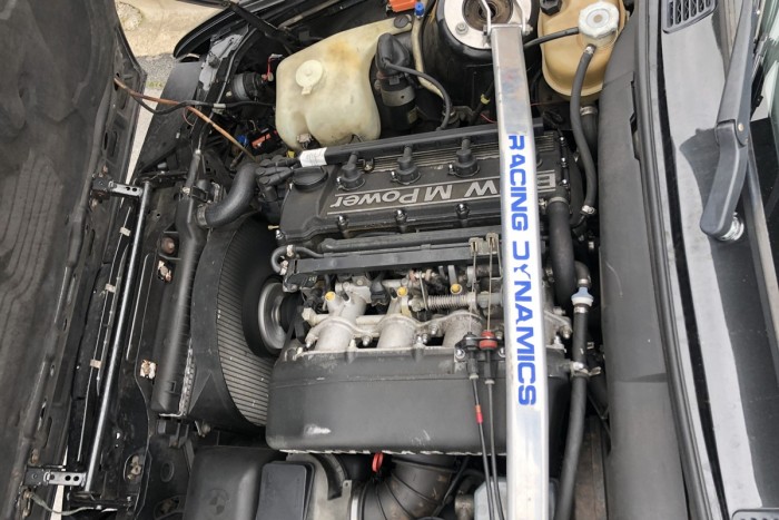 Nem tökéletes, de még így is értékes az első M3-as BMW 7