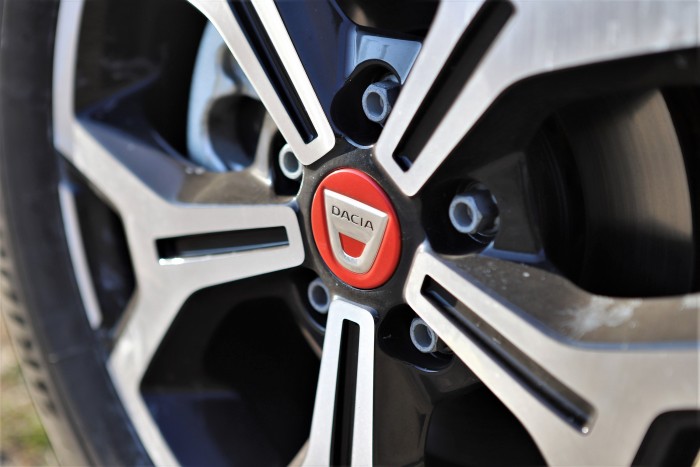 Itt a drága Dacia: Dacia Duster Techroad teszt 8