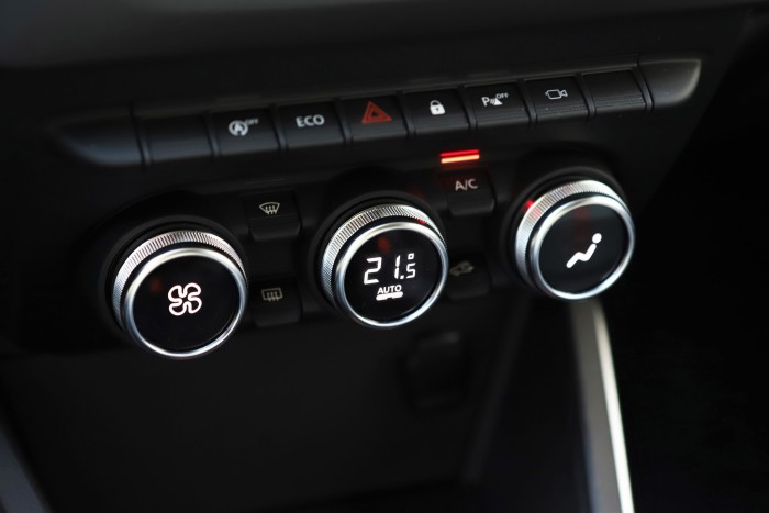 Itt a drága Dacia: Dacia Duster Techroad teszt 17