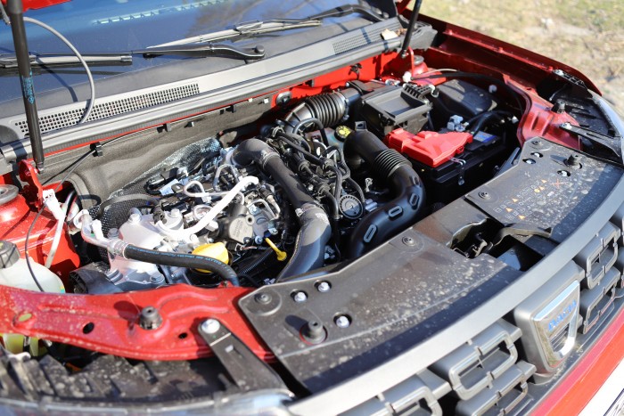 Itt a drága Dacia: Dacia Duster Techroad teszt 15