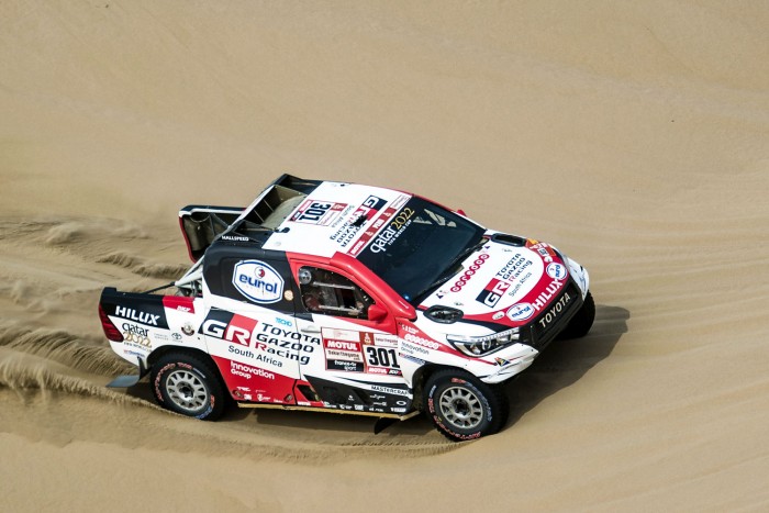 Dakar-járgányt tesztel Alonso