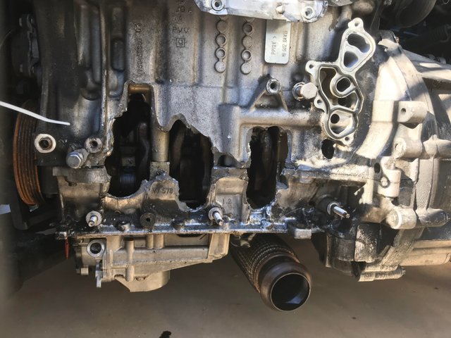 16 eddig nem látott sírva röhögős fotó a műhelypokolból 16