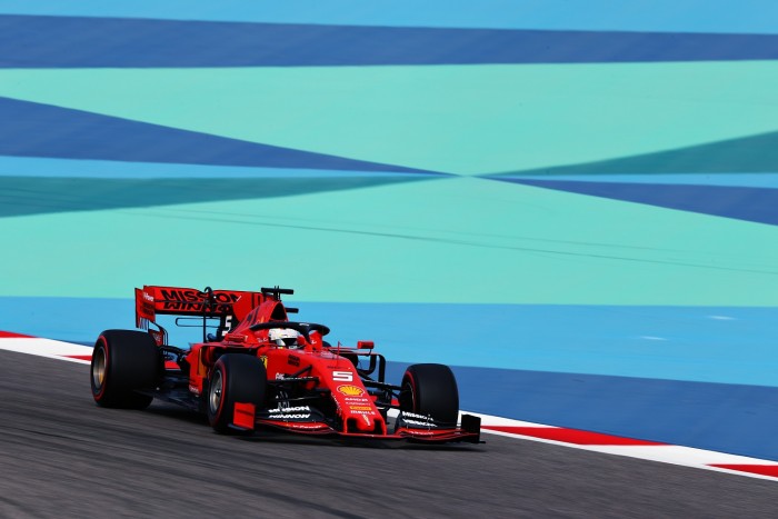 F1: Űridővel az élen a Ferrari az időmérő előtt 1