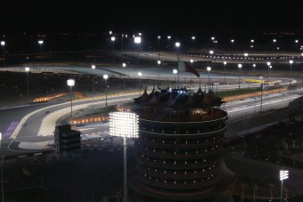 F1: Sivatagi eső borzolhatja a kedélyeket