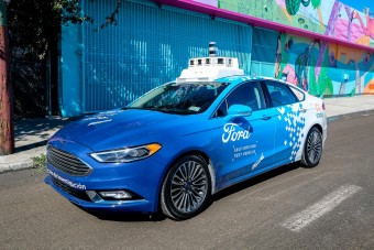 Elképesztő, mennyi pénzt kap a Ford a Volkswagentől