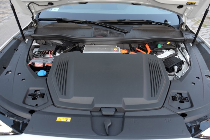 Igazi, elektromos luxus: Audi e-tron 55 quattro 3 Igazi, elektromos luxus: Audi e-tron 55 quattro 3