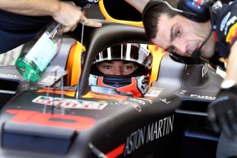 F1: Eltolta a csapat Gasly időmérőjét