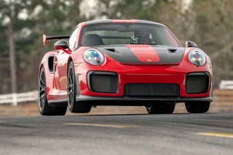 Egyszerre két rekordot döntött meg a Porsche