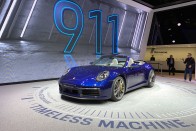 Lesz-e Porsche 911-es villanyautó? 17