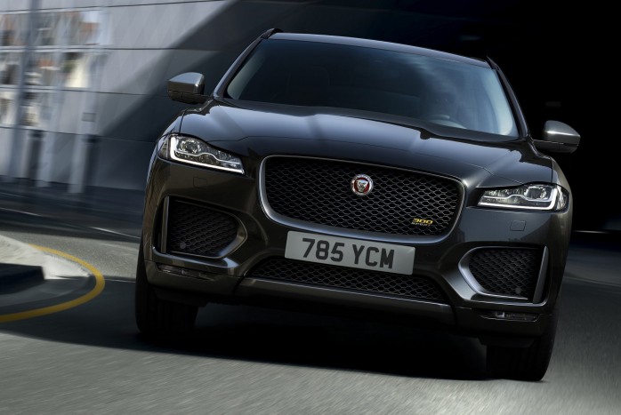 Különkiadásokkal erősít a Jaguar F-Pace