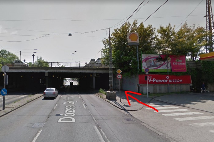 Gyalogos aluljáróban vandálkodott egy budapesti autós 1 Gyalogos aluljáróban vandálkodott egy budapesti autós 1