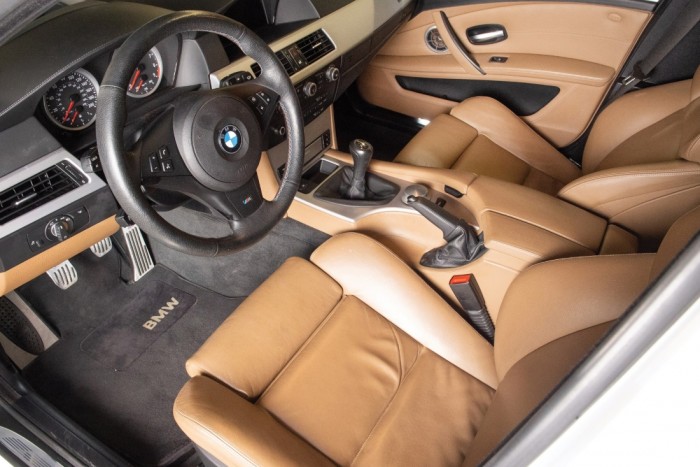 Gyűjtők között cserél gazdát a ritka BMW M5-ös 7 | Vezess Gyűjtők között cserél gazdát a ritka BMW M5-ös 7