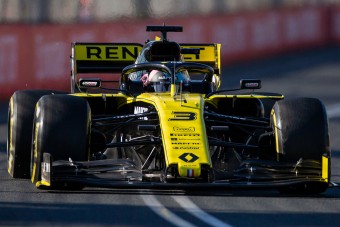F1: Vasfegyelemre van szükség a Renault-nál