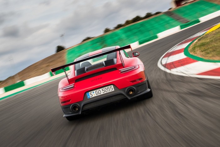 Na, ezért igazán kijár a tisztelet a Porschénak 1