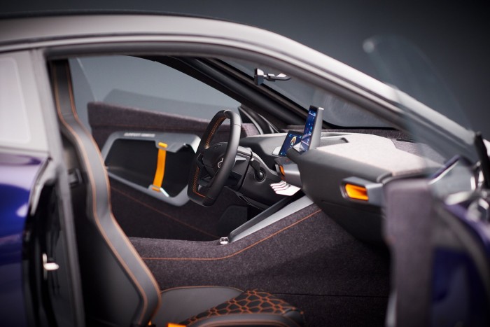 800 lóerős szuperhibrid Németországból 6