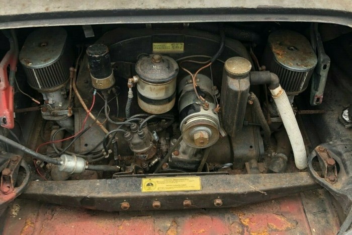 Megmentőért kiált ez a tákolt, öreg Porsche 7