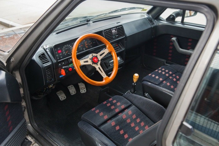 Hihetetlen, hogy ilyen Fiat Ritmo még létezik 6