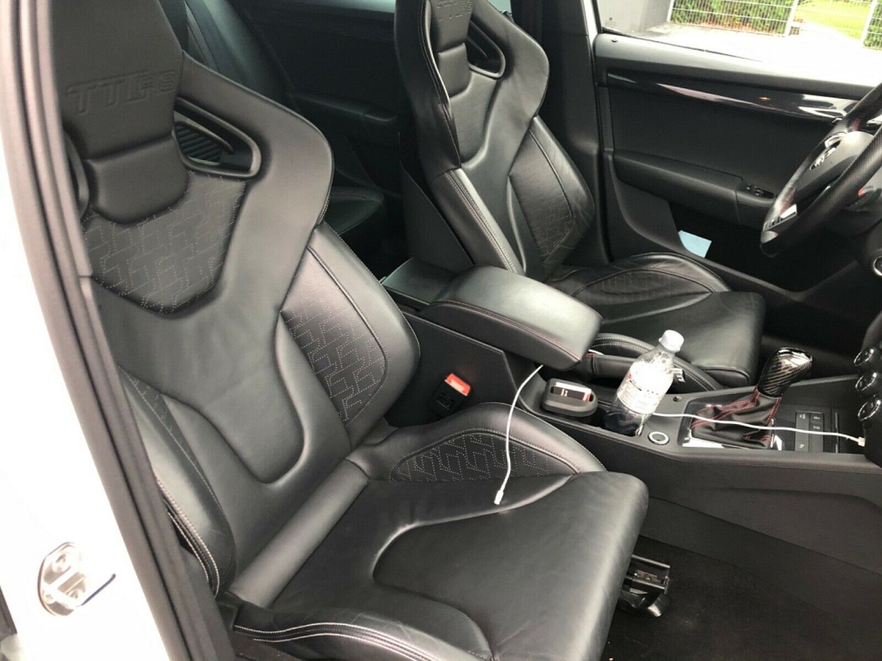 Komoly összegért eladó egy BMW-verő, Audi-aprító családi Škoda 3