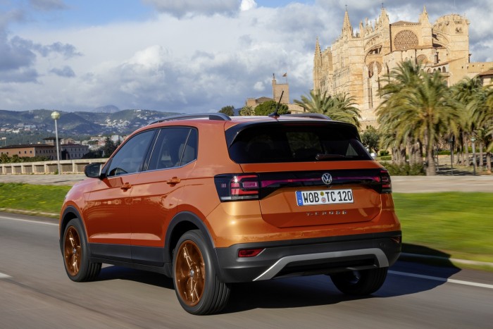 Van mááásik! – még egy szabadidőautó a VW-től 99 Van mááásik! – még egy szabadidőautó a VW-től 99