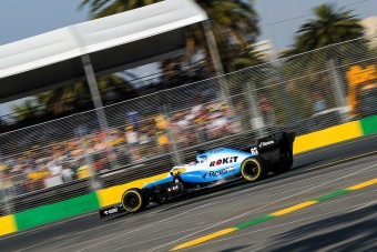F1: A Williams csak tesztelni megy a futamokra