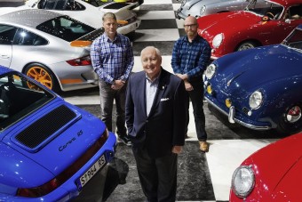 Gázrobbanás pusztította el a sportautó-gyűjteményt