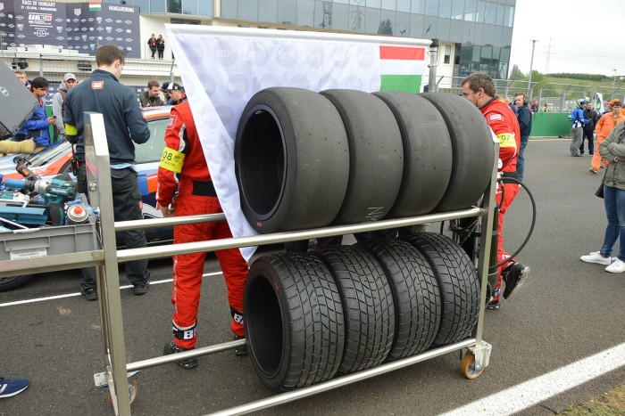 Megmutatjuk Michelisz csapatának meglepő titkait 10 Megmutatjuk Michelisz csapatának meglepő titkait 10