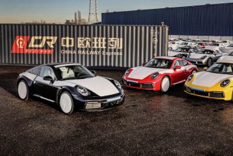 Vonaton gyorsabban célba érnek a Porschék