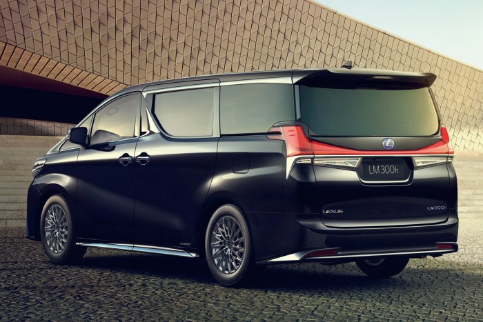 Közúti Jumbo Jet a Lexus új luxusautója 1 Közúti Jumbo Jet a Lexus új luxusautója 1