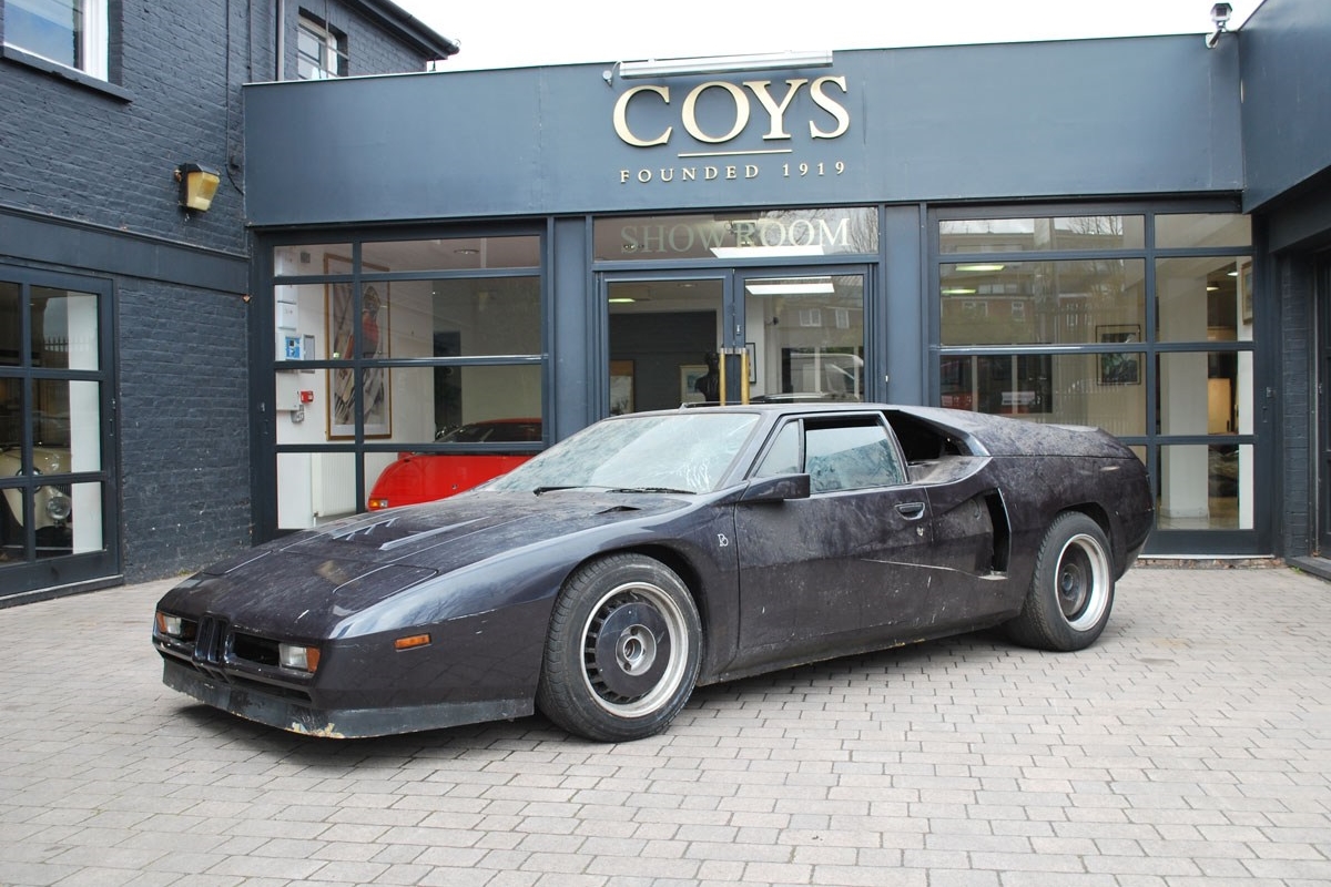 300 felett száguldott a turbós BMW M1-es 5