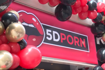 5D-s mozi, ahol felnőttfilmeket vetítenek