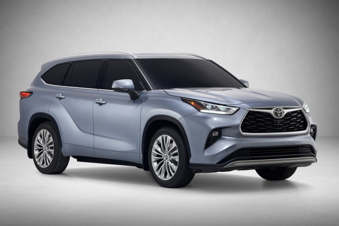 Nyolcszemélyes Toyota RAV4, más néven