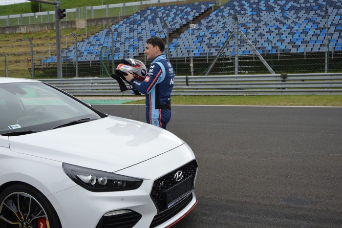 Megmutatjuk Michelisz csapatának meglepő titkait 20 Megmutatjuk Michelisz csapatának meglepő titkait 20