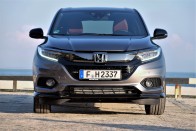 Turbós motor családi mindenesbe: Honda HR-V Sport teszt 53