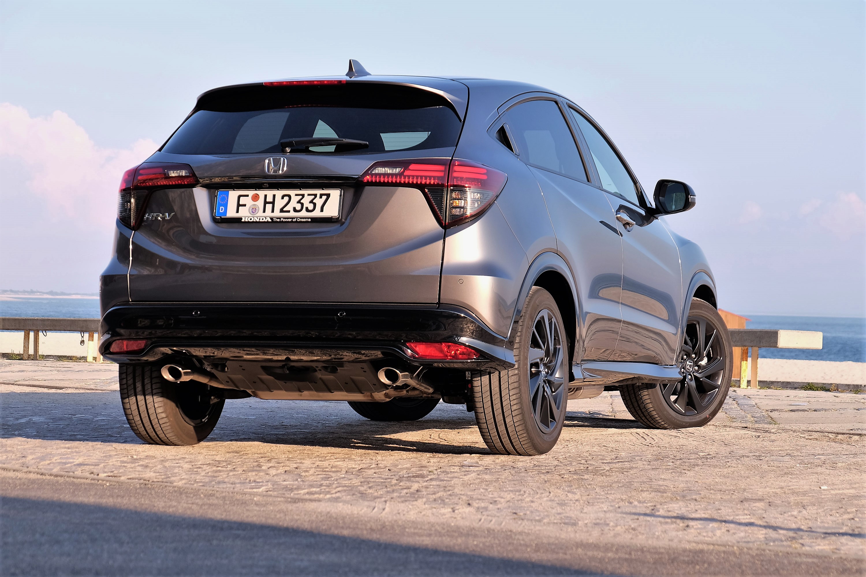 Turbós motor családi mindenesbe: Honda HR-V Sport teszt 25