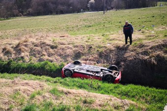 Hős önkéntes tűzoltó mentette meg a magyar autós életét