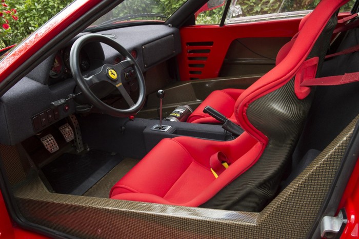 Enzo Ferrarinak ezt jelentette a cégautó 6 | Vezess Enzo Ferrarinak ezt jelentette a cégautó 6