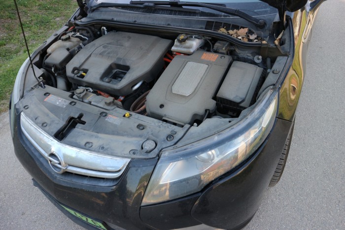 Használt konnektoros hibrid a legolcsóbban: Ampera vagy Prius plug-in? 65 Használt konnektoros hibrid a legolcsóbban: Ampera vagy Prius plug-in? 65