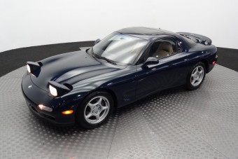 25 éves, mégis újnak tűnik ez a Wankel-motoros RX-7