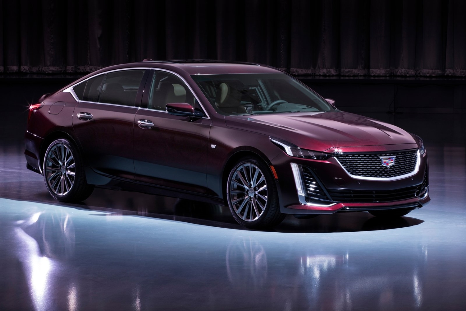 A CT5-össel hódítaná vissza Amerikát a Cadillac 7