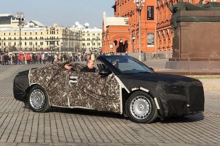 Kabrió is lesz Putyin luxusautójából