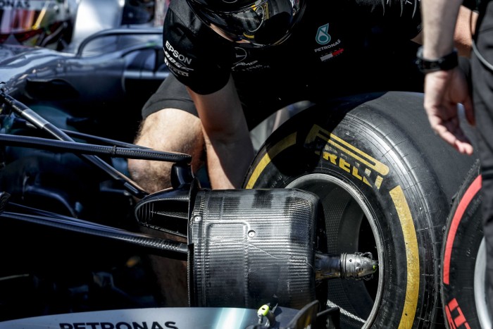 F1: Jönnek az egységes fékek és felnik