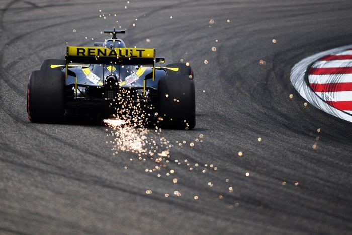 F1: Büntetés határán táncol a Ferrari 1 | Vezess F1: Büntetés határán táncol a Ferrari 1