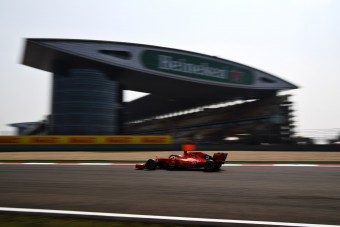 F1: Vettel-előny Kínában 